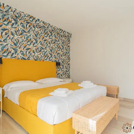 Einaudi By Apulia Gasthuis Bari