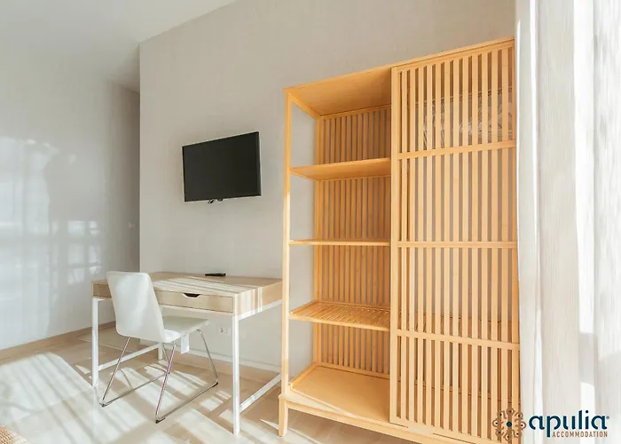 Einaudi By Apulia 3* Bari