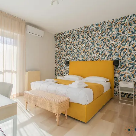 Einaudi By Apulia 3*